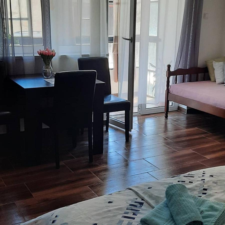 Apartmán Stan Na Dan Dunja 2 Vrsac Exteriér fotografie