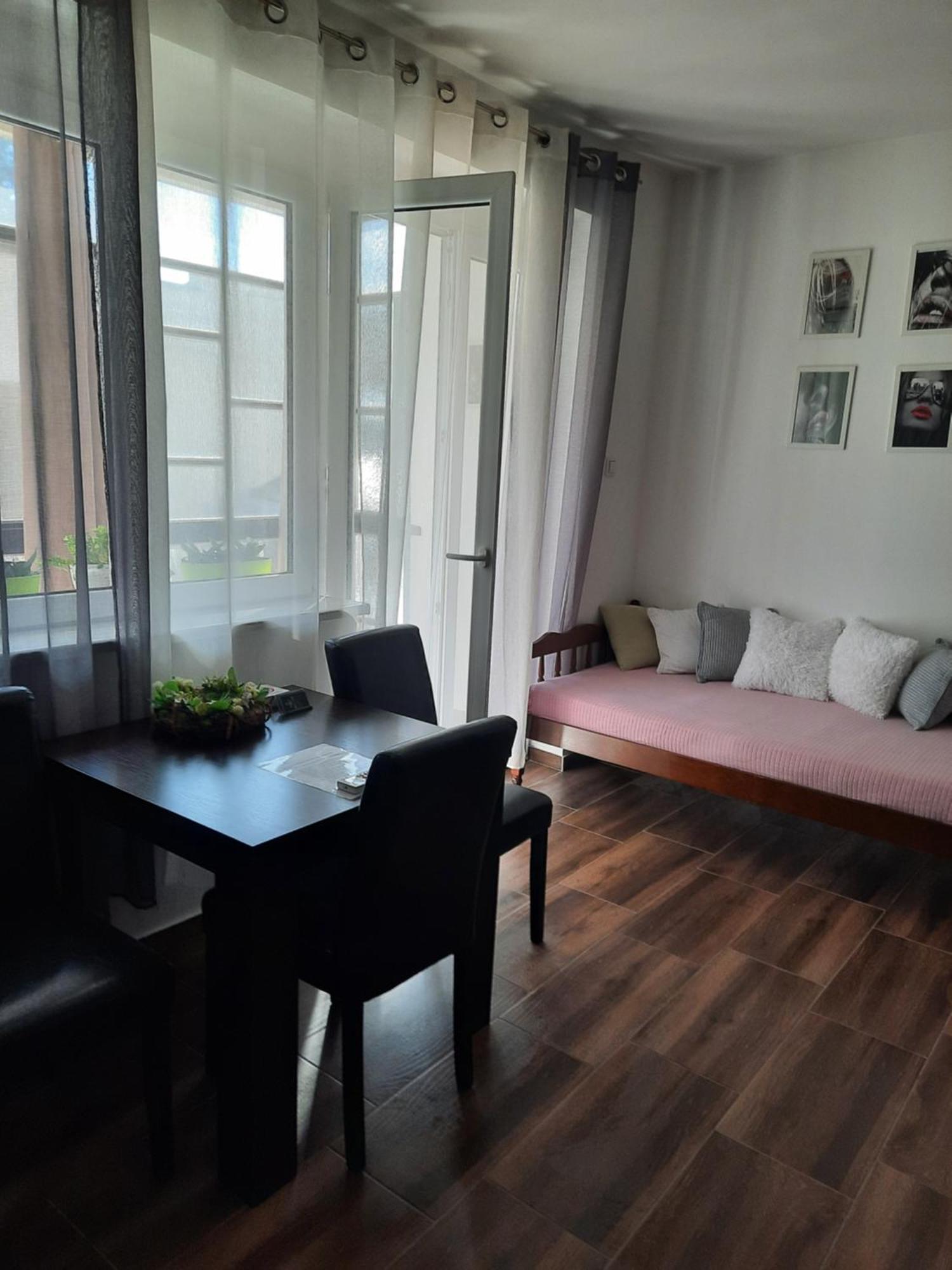 Apartmán Stan Na Dan Dunja 2 Vrsac Exteriér fotografie